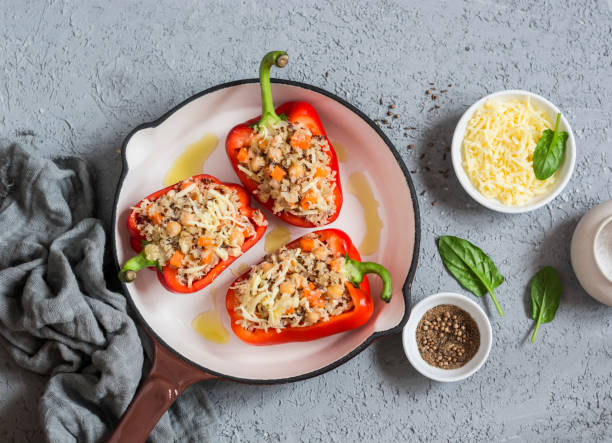 Plnené papriky s microgreens a quinoou